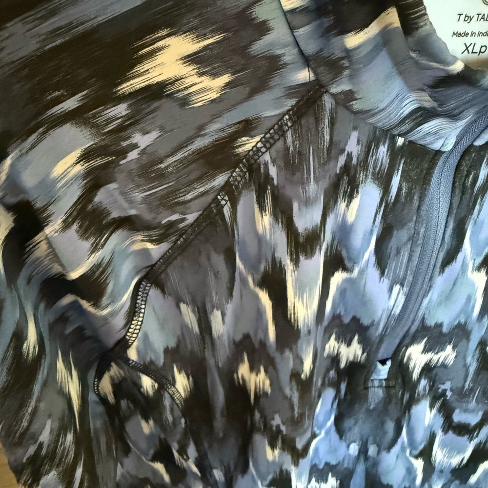Talbots Blue Patterned Blouse - Picture 3 of 4